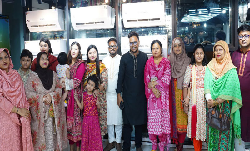 কখন কোথায় কী